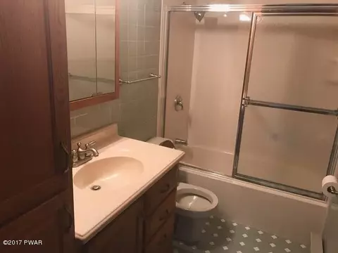 131 Fairview Dr, Dingmans Ferry, PA 18328 photo 22