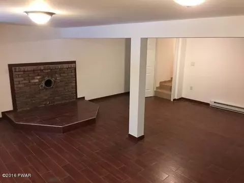 233 Westfall Dr, Dingmans Ferry, PA 18328 photo 25