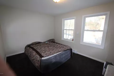 233 Westfall Dr, Dingmans Ferry, PA 18328 photo 17