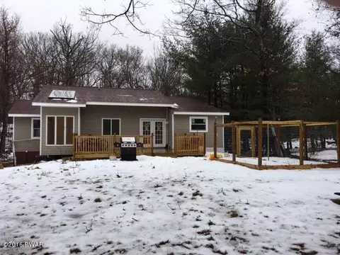 233 Westfall Dr, Dingmans Ferry, PA 18328 photo 37