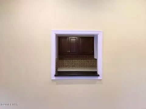 233 Westfall Dr, Dingmans Ferry, PA 18328 photo 9