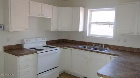2153 Cramer, Bushkill, PA 18324 photo 3