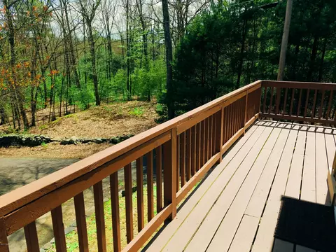 113 Windwards Ln, Dingmans Ferry, PA 18328 photo 31