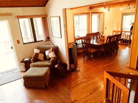 113 Windwards Ln, Dingmans Ferry, PA 18328 photo 5