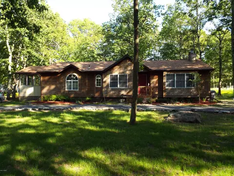 120 Pipher Rd, Bushkill, PA 18324 photo 1