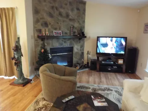 120 Pipher Rd, Bushkill, PA 18324 photo 9