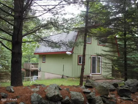 237 Skyline Dr, Dingmans Ferry, PA 18328 photo 3