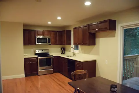 178 Outer Dr, Dingmans Ferry, PA 18328 photo 23