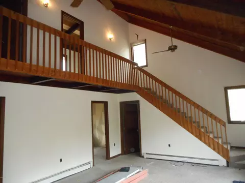 129 Fox Rd, Dingmans Ferry, PA 18328 photo 7