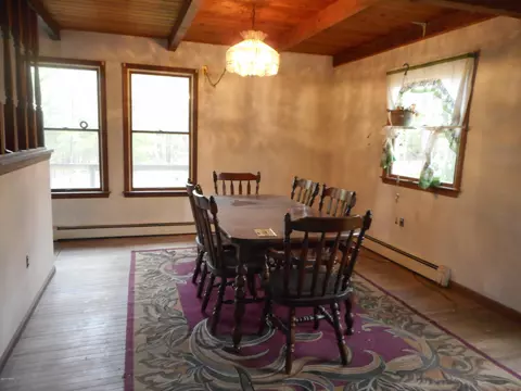 129 Fox Rd, Dingmans Ferry, PA 18328 photo 4