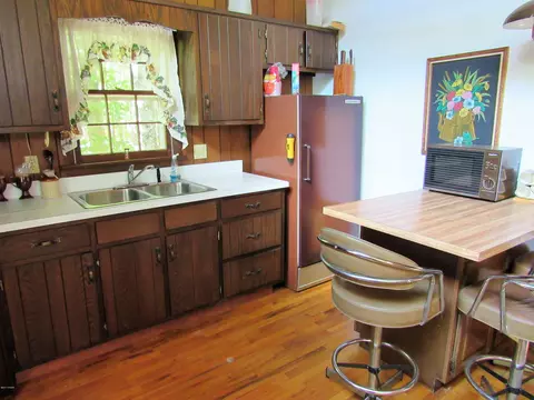 1095 Westside Dr, Newfoundland, PA 18445 photo 9