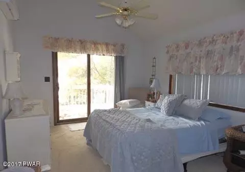 205 Mountain Lake Dr, Dingmans Ferry, PA 18328 photo 5