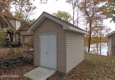 205 Mountain Lake Dr, Dingmans Ferry, PA 18328 photo 27
