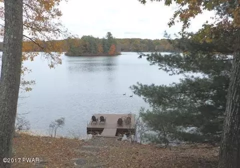 205 Mountain Lake Dr, Dingmans Ferry, PA 18328 photo 23