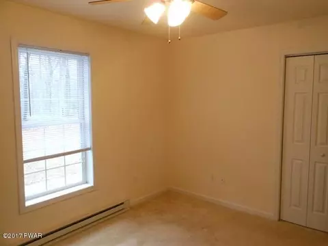 122 Ledgeway Dr, Dingmans Ferry, PA 18328 photo 19