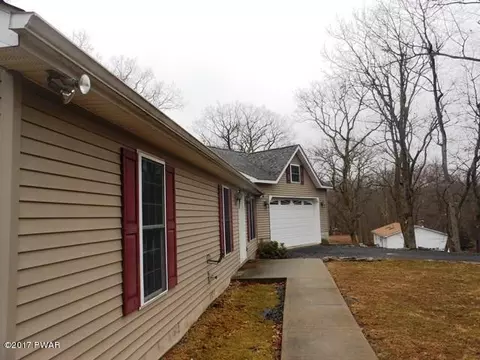 122 Ledgeway Dr, Dingmans Ferry, PA 18328 photo 39