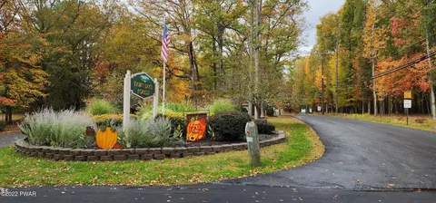 lot32 Fawn Lake Dr, Hawley, PA 18428