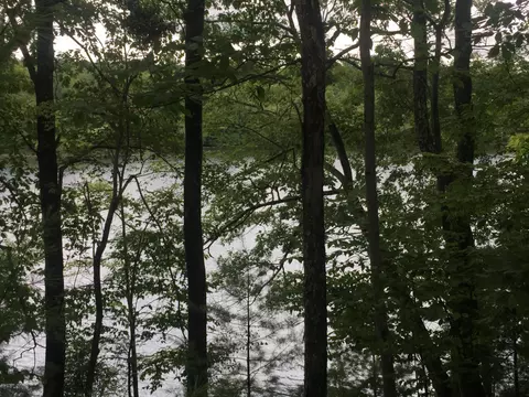 127 Panorama Trl, Dingmans Ferry, PA 18328 photo 9