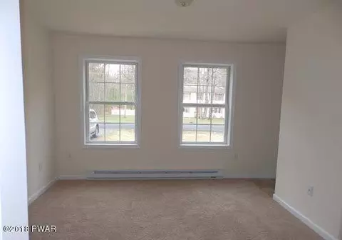 332 Marcel Dr, Dingmans Ferry, PA 18328 photo 7