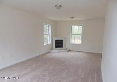 332 Marcel Dr, Dingmans Ferry, PA 18328 photo 4