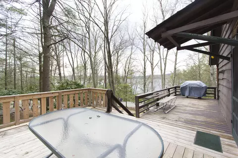 149 Lightning Way, Paupack, PA 18451 photo 5