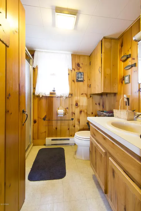 149 Lightning Way, Paupack, PA 18451 photo 13