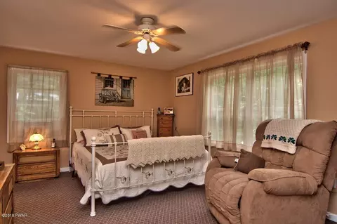 121 Beech Rd, Dingmans Ferry, PA 18328 photo 20