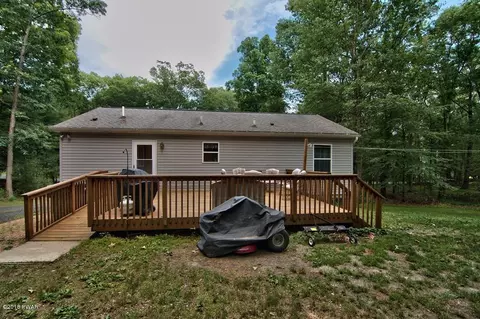 121 Beech Rd, Dingmans Ferry, PA 18328 photo 32