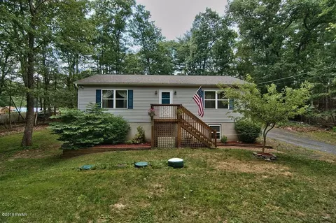 121 Beech Rd, Dingmans Ferry, PA 18328 photo 1