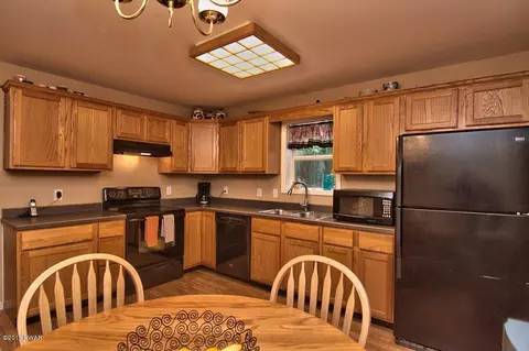 121 Beech Rd, Dingmans Ferry, PA 18328 photo 11