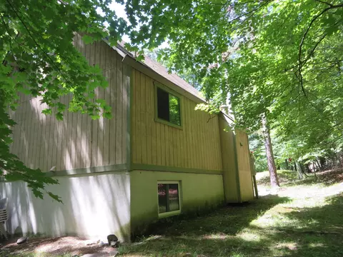2112 Eagle Path, Bushkill, PA 18324 photo 41
