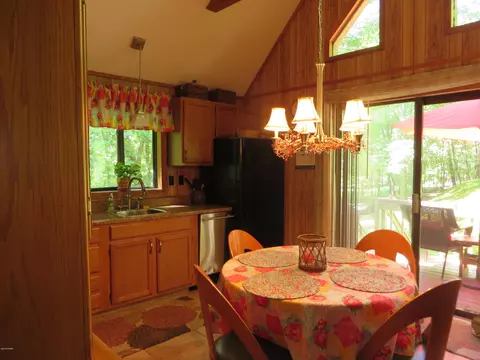 2112 Eagle Path, Bushkill, PA 18324 photo 14