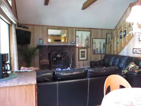 2112 Eagle Path, Bushkill, PA 18324 photo 6