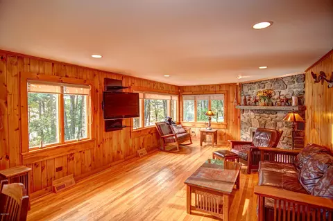 141 Pellet Rd, Paupack, PA 18451 photo 8