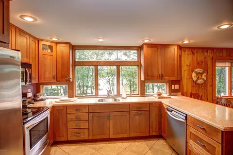 141 Pellet Rd, Paupack, PA 18451 photo 12