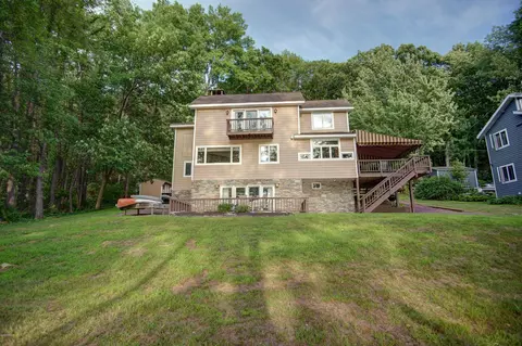 141 Pellet Rd, Paupack, PA 18451 photo 2