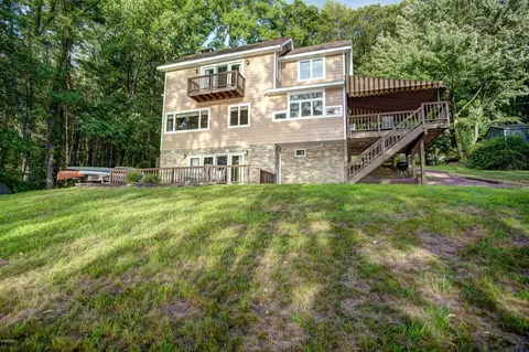 141 Pellet Rd, Paupack, PA 18451 photo 3