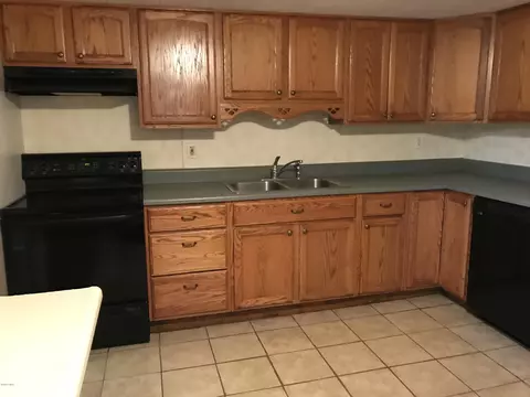 135 Maple St, Dingmans Ferry, PA 18328 photo 6