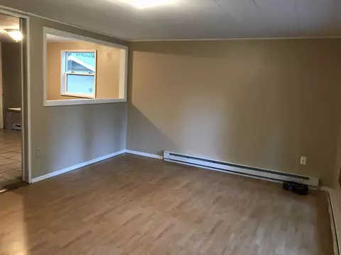 135 Maple St, Dingmans Ferry, PA 18328 photo 4