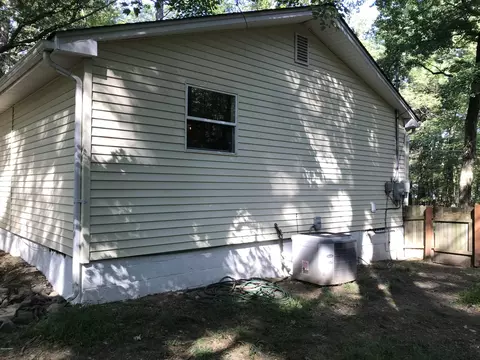 135 Maple St, Dingmans Ferry, PA 18328 photo 22