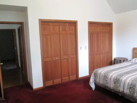 110 Chipmunk Dr, Tafton, PA 18464 photo 9