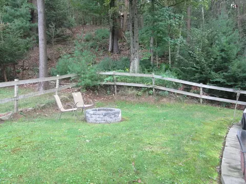 110 Chipmunk Dr, Tafton, PA 18464 photo 21