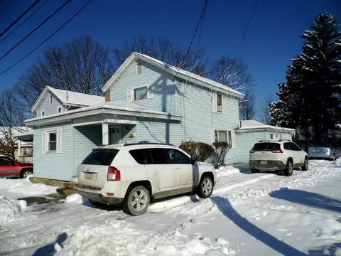 709 Spring St, Moosic, PA 18507 photo 3