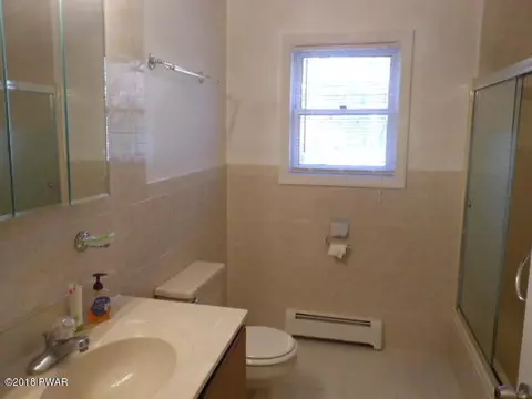 267 Skyline Dr, Dingmans Ferry, PA 18328 photo 16