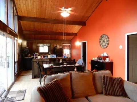 103 Doe Loop, Bushkill, PA 18324 photo 6