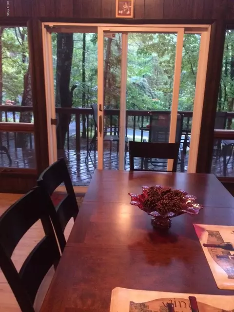 103 Doe Loop, Bushkill, PA 18324 photo 9