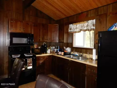 103 Doe Loop, Bushkill, PA 18324 photo 8