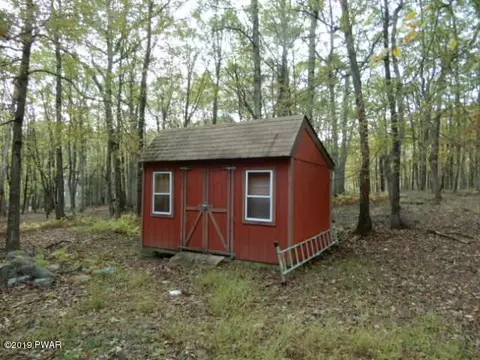 103 Doe Loop, Bushkill, PA 18324 photo 24