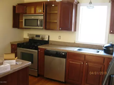 106 Apache Trl, Dingmans Ferry, PA 18328 photo 8
