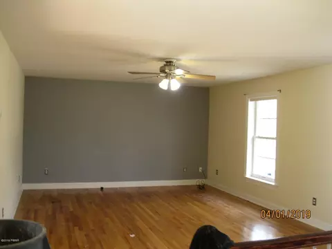 106 Apache Trl, Dingmans Ferry, PA 18328 photo 6